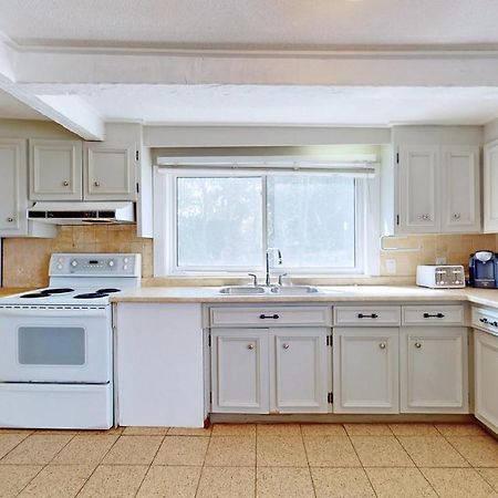 Main Beach River Retreat - Wasaga Beach 1 - Main Strip - 95 Mosley St Extérieur photo