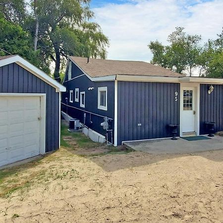 Main Beach River Retreat - Wasaga Beach 1 - Main Strip - 95 Mosley St Extérieur photo