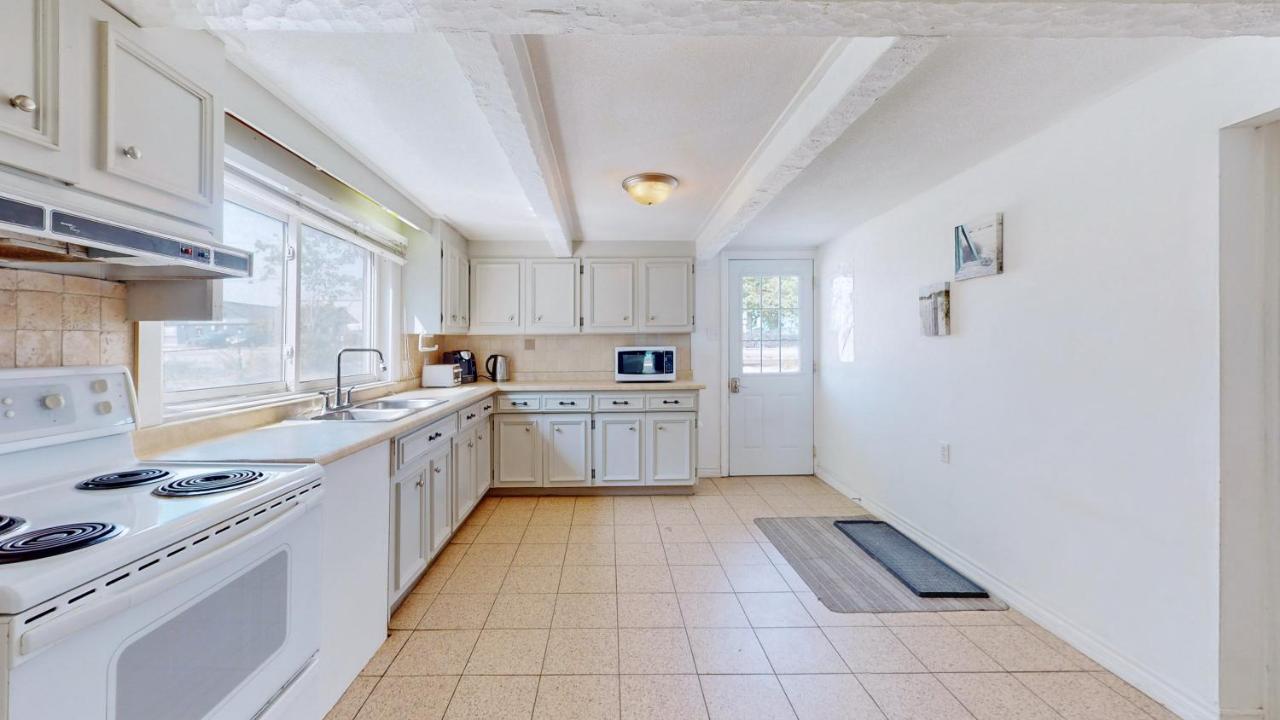 Main Beach River Retreat - Wasaga Beach 1 - Main Strip - 95 Mosley St Extérieur photo