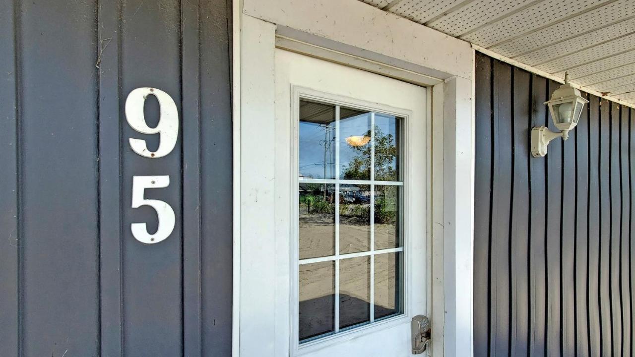 Main Beach River Retreat - Wasaga Beach 1 - Main Strip - 95 Mosley St Extérieur photo
