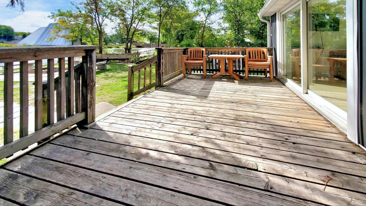 Main Beach River Retreat - Wasaga Beach 1 - Main Strip - 95 Mosley St Extérieur photo